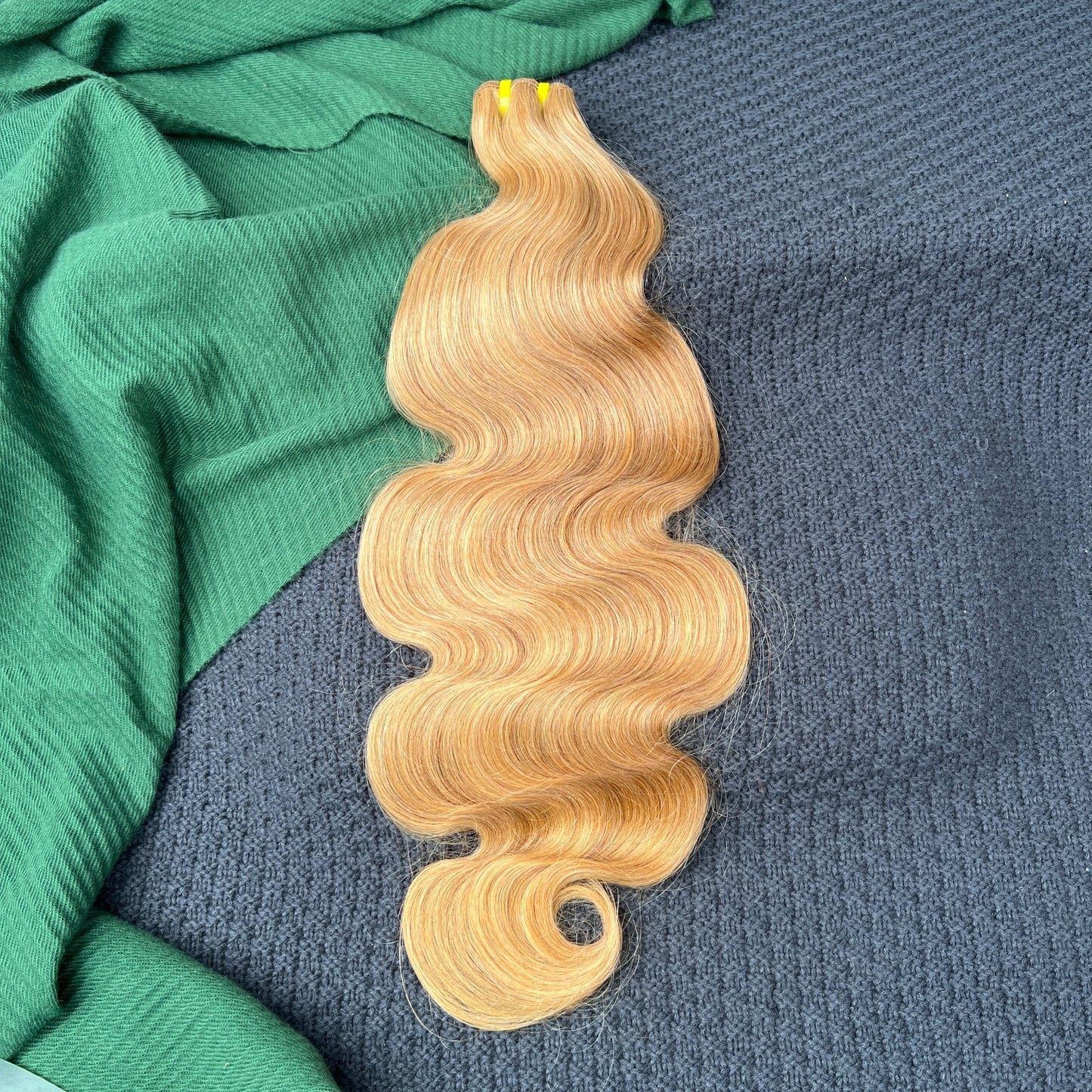 Blonde 27/ rubio 27