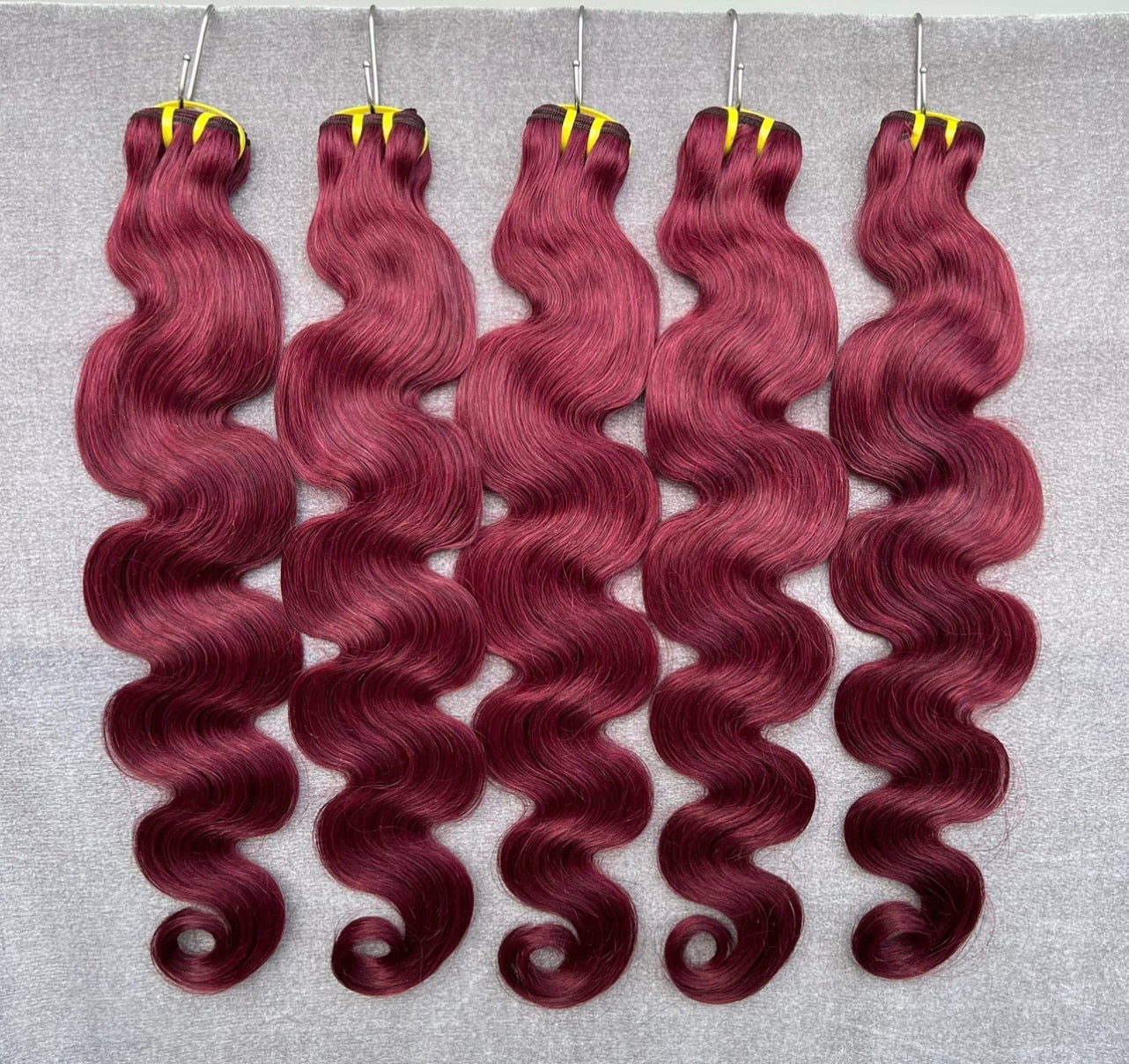 Rojo vino (99j)